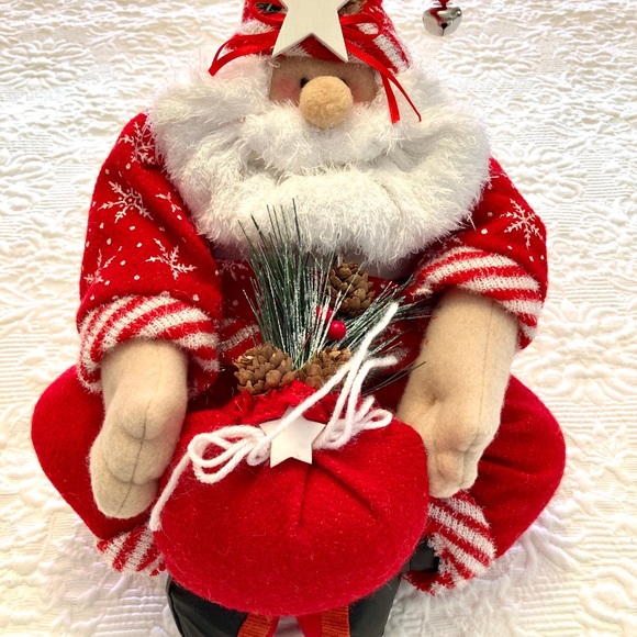 Santa Claus - Picture 8 of 13